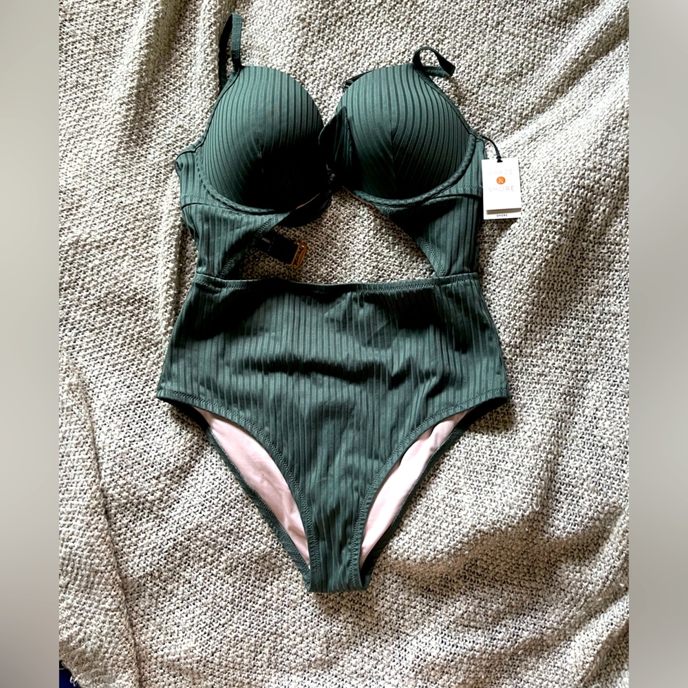 Shade & Shore green one piece bathing suit with tummy cut out